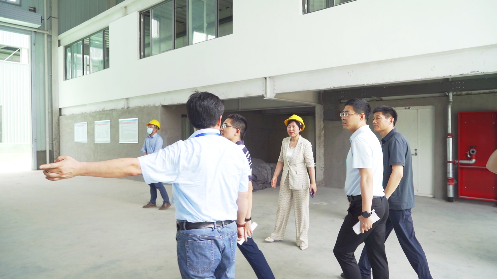 国家发改委领导莅临宏利圣得合作伙伴——日照绿威公司视察医废处置项目进展情况