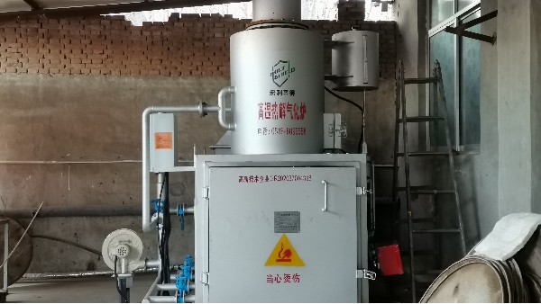 过滤网变废为宝，靠的就是这台焚烧炉